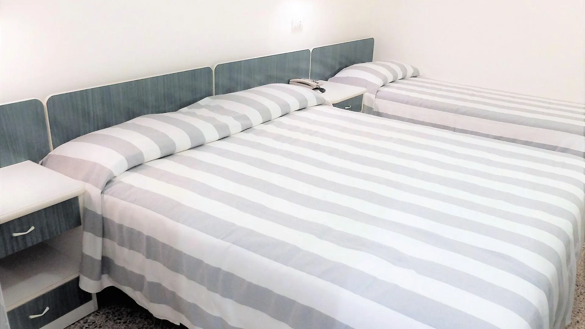 Hotel Aurea Rimini 3*,  İtalya