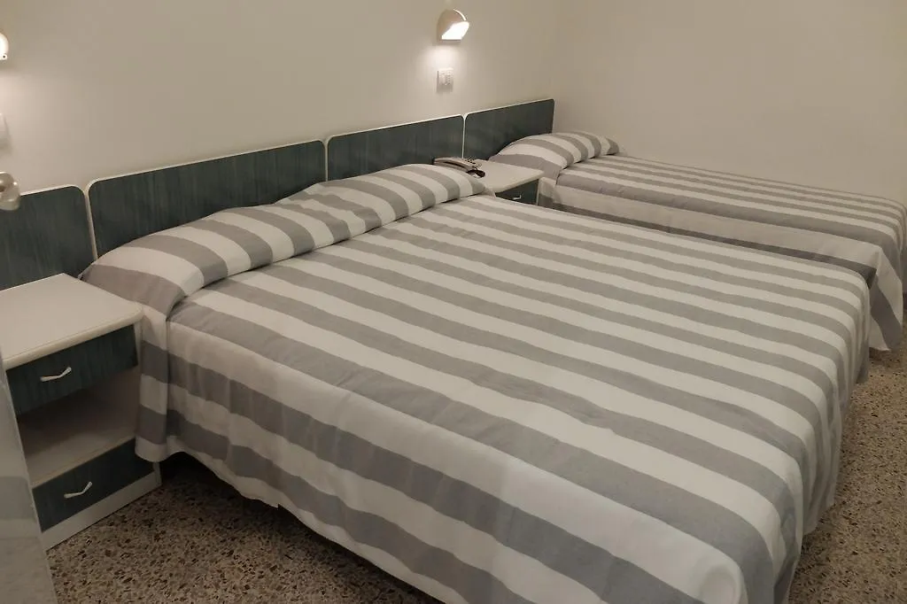 ***  Hotel Aurea Rimini İtalya